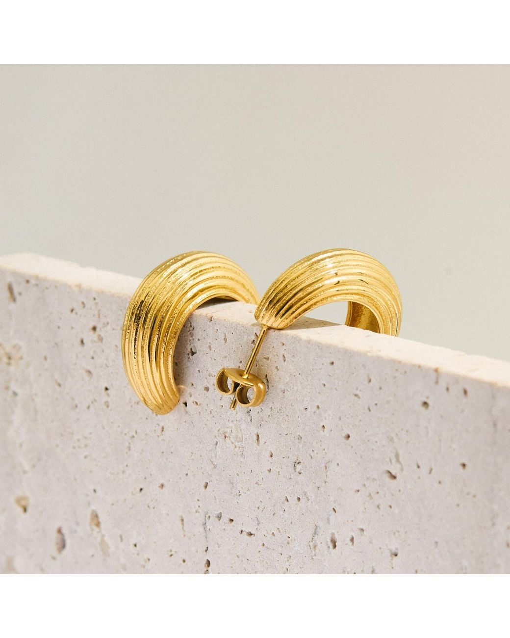 Mulgaro Metallic Evadelle Earrings