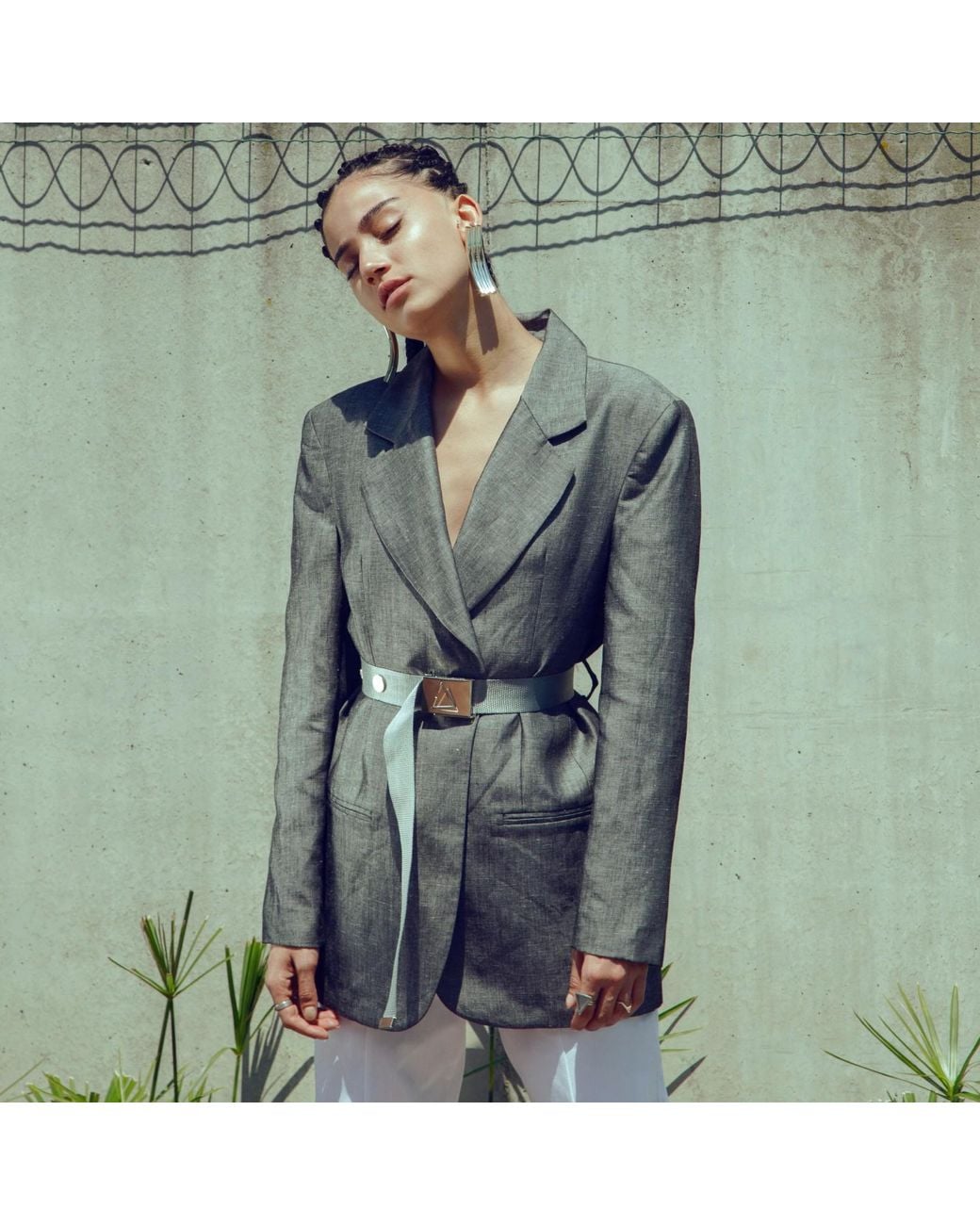 Mirimalist Gray Janset Linen Blazer