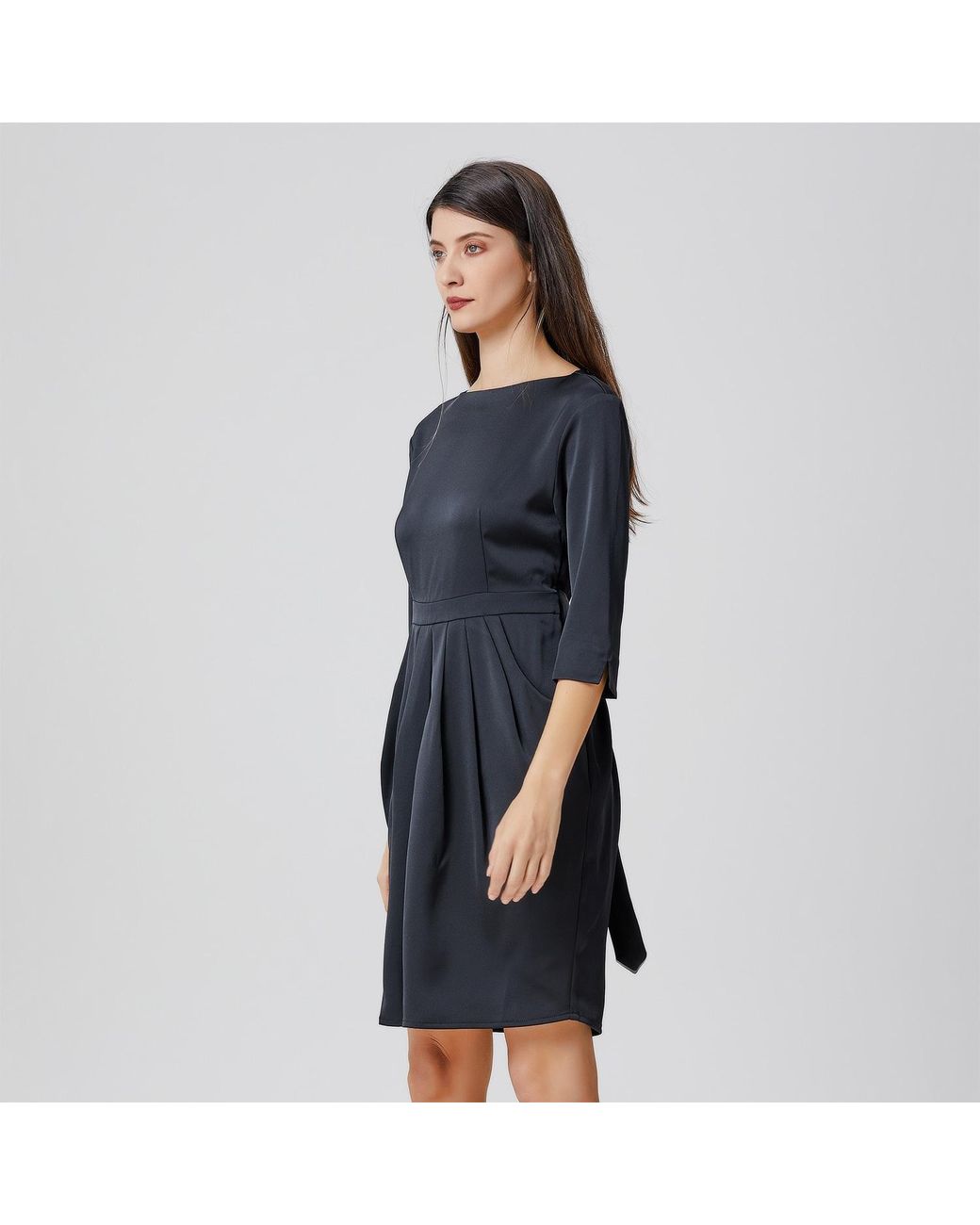 Smart and Joy Black Pegged Dress With Pleats