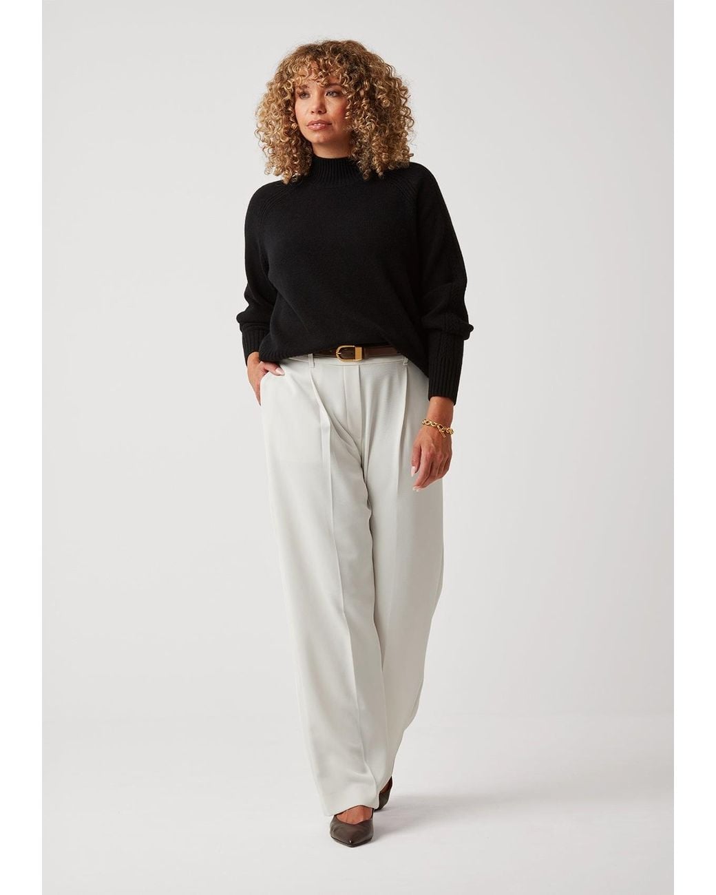 Loop Cashmere Black The Luxe Turtle Neck