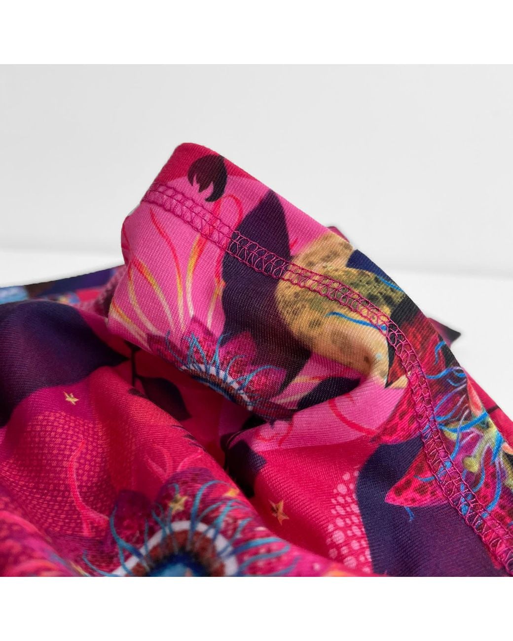 VETKA Pink Neck Gaiter Passion Flower
