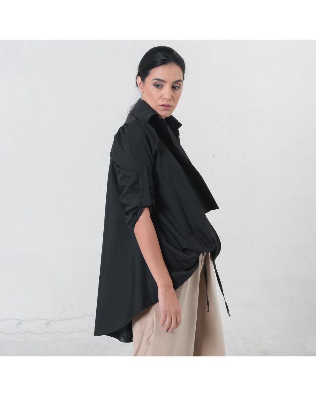 Metamorph Black Oversize Shirt With Belt