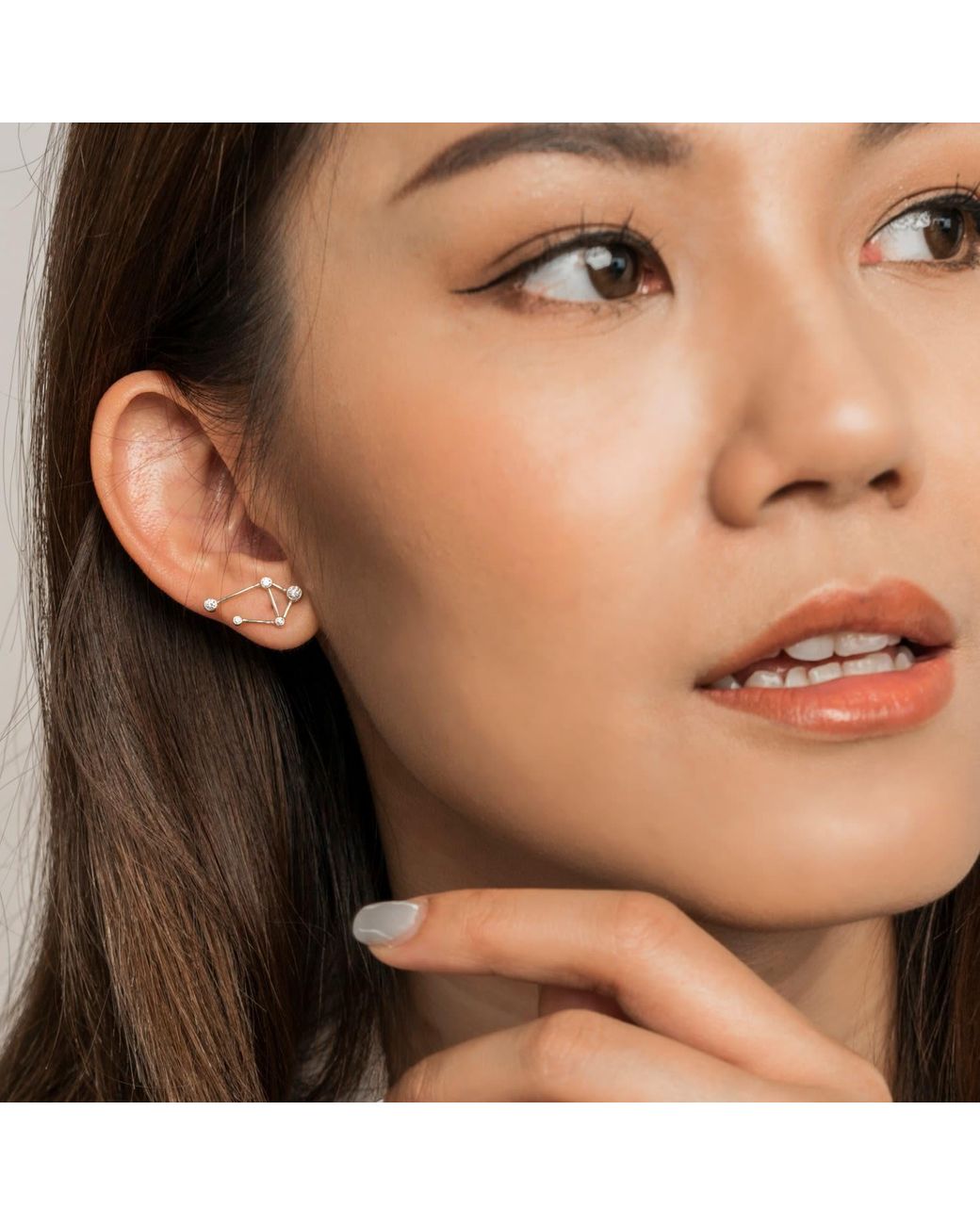 Genevieve Collection Metallic Libra Zodiac Constellation Earring 18K & Diamond