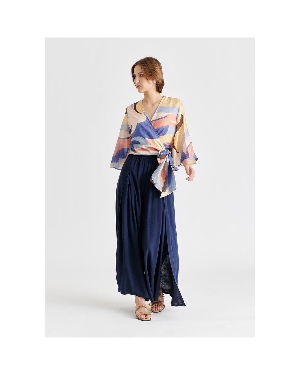 Paisie Blue Retro Wave Wrap Kimono Blouse