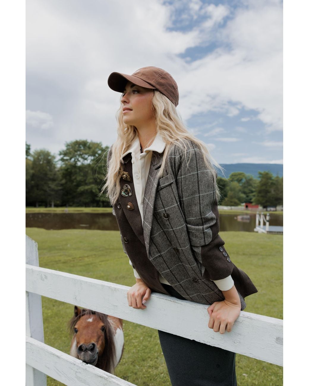 Rave on Trend Brown Plaid Blazer New