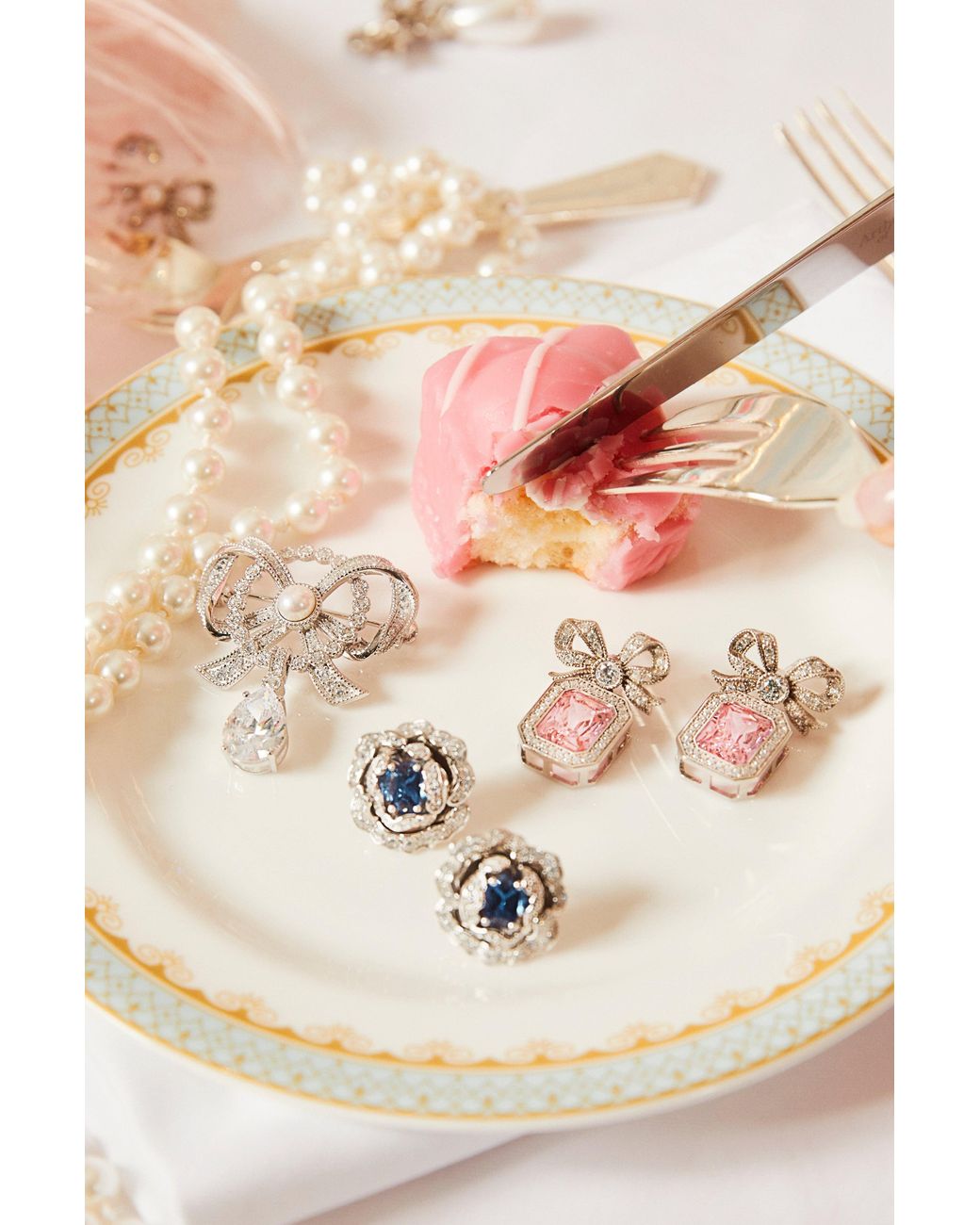 Santinni Blue Marchioness Flower-Motif Earrings With Crystal