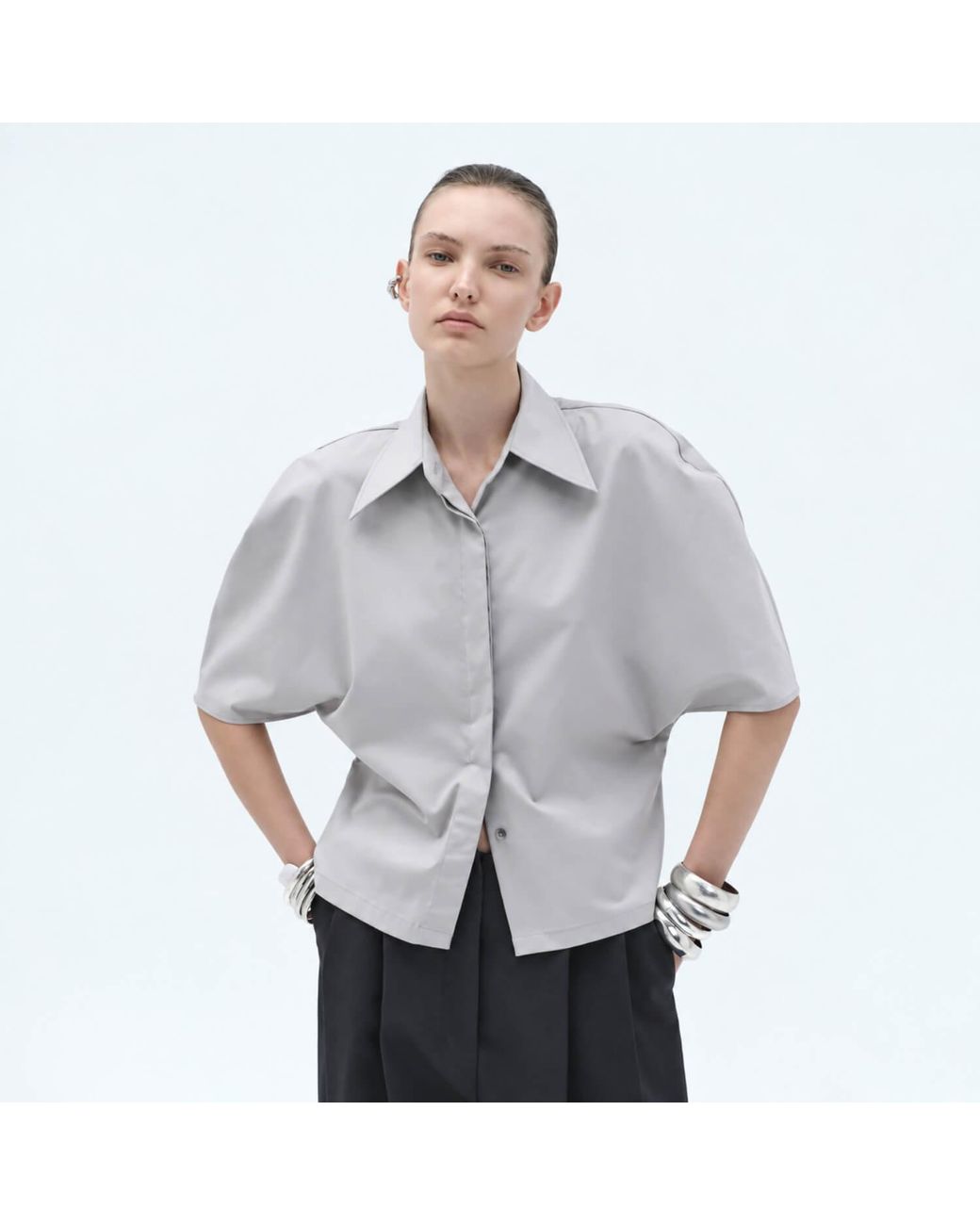 Elamins Gray Rounded Sleeve Button-Up Shirt