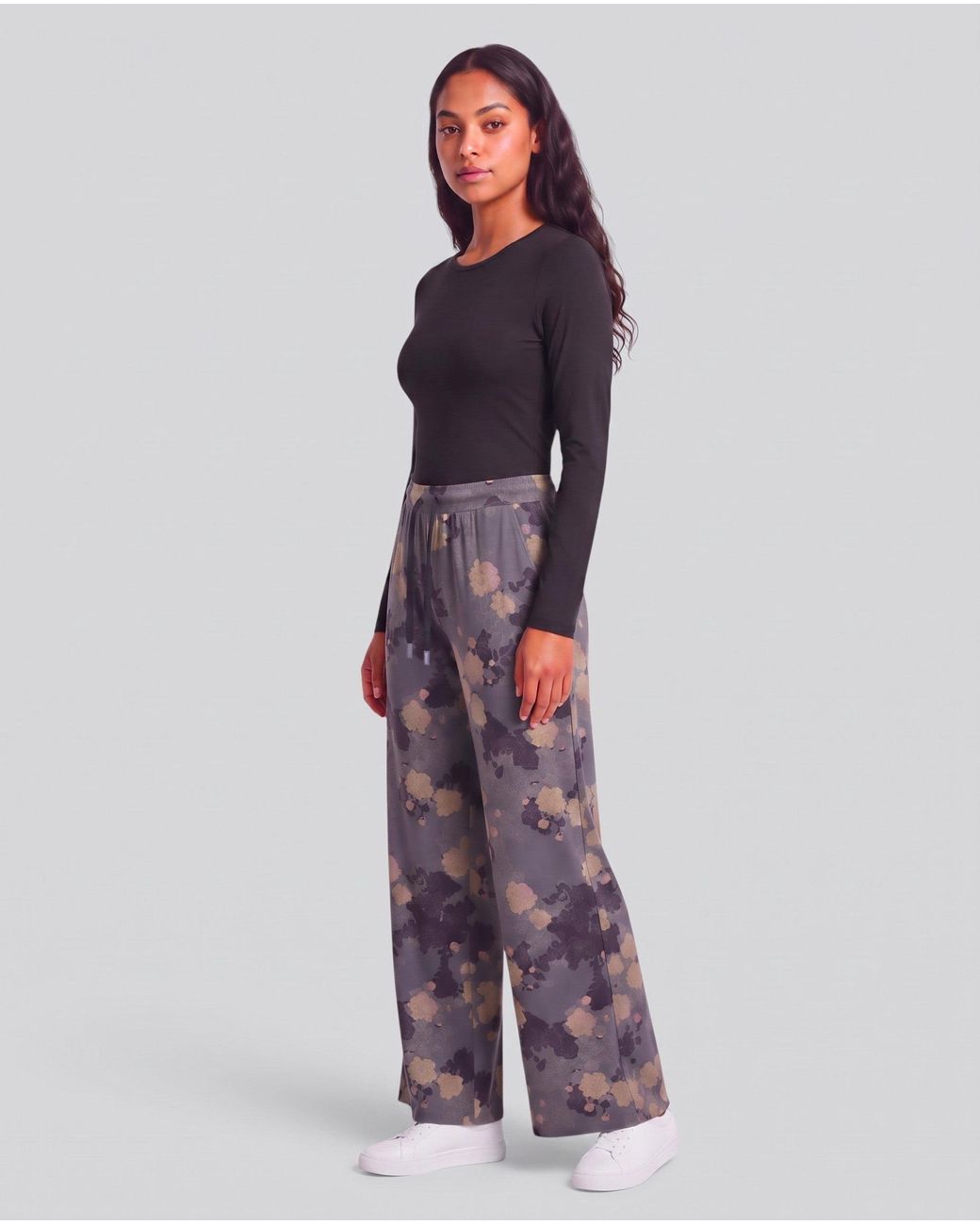 Lords of Harlech Blue Sanchez Lans Floral Stretch Knit Drawstring Pant