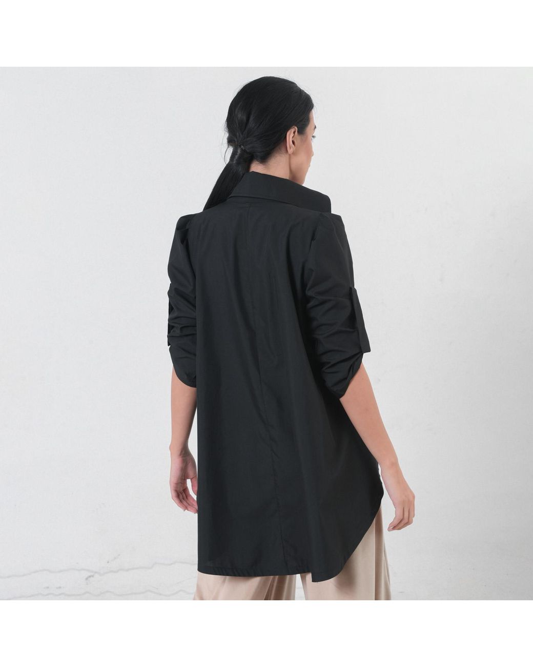 Metamorph Black Oversize Shirt With Belt