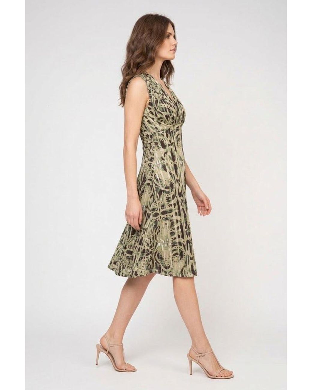 Conquista Green Artistic Wrap-Front Midi Dress With Abstract Print