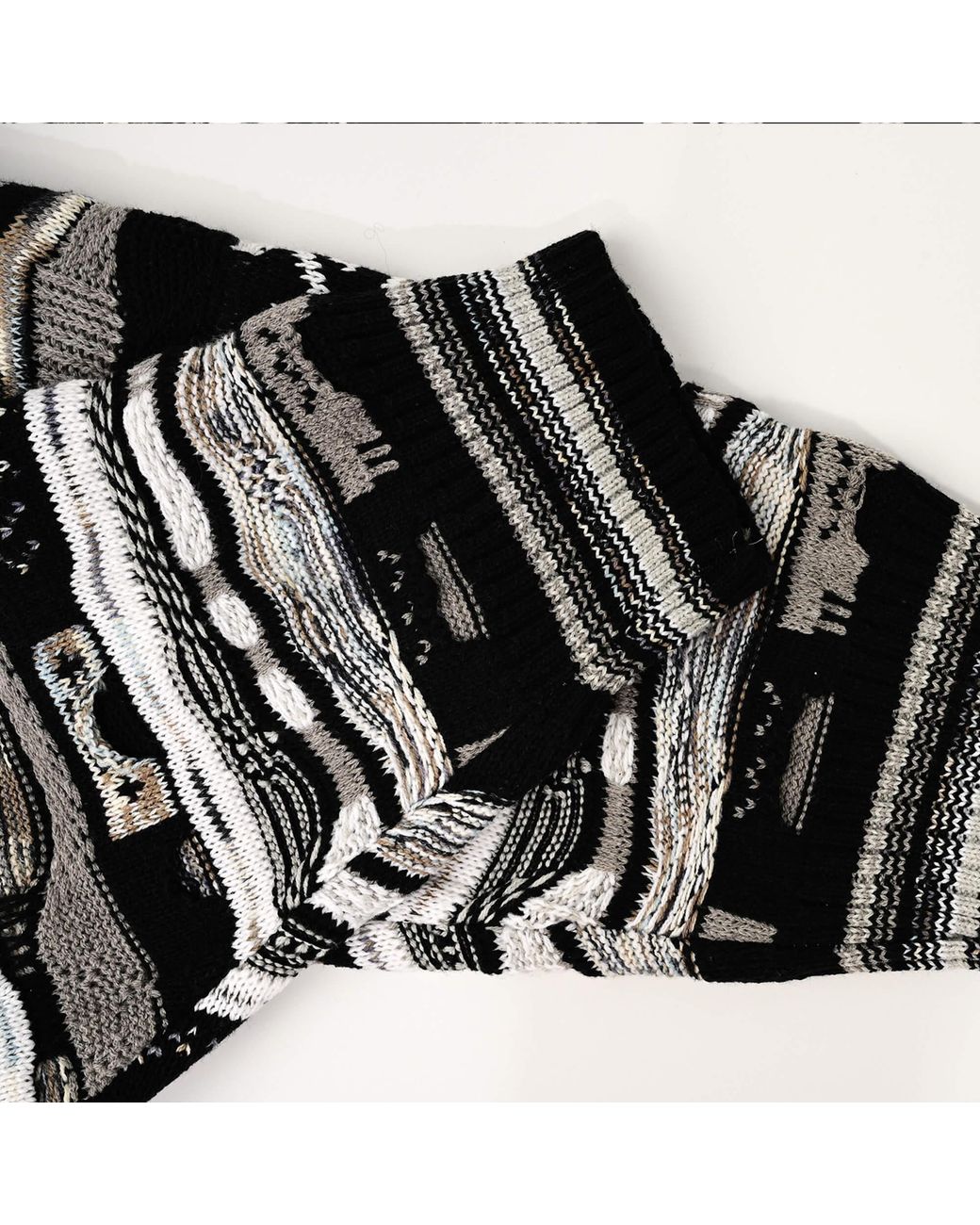 VERYRARE Black Metallic Mummy for men