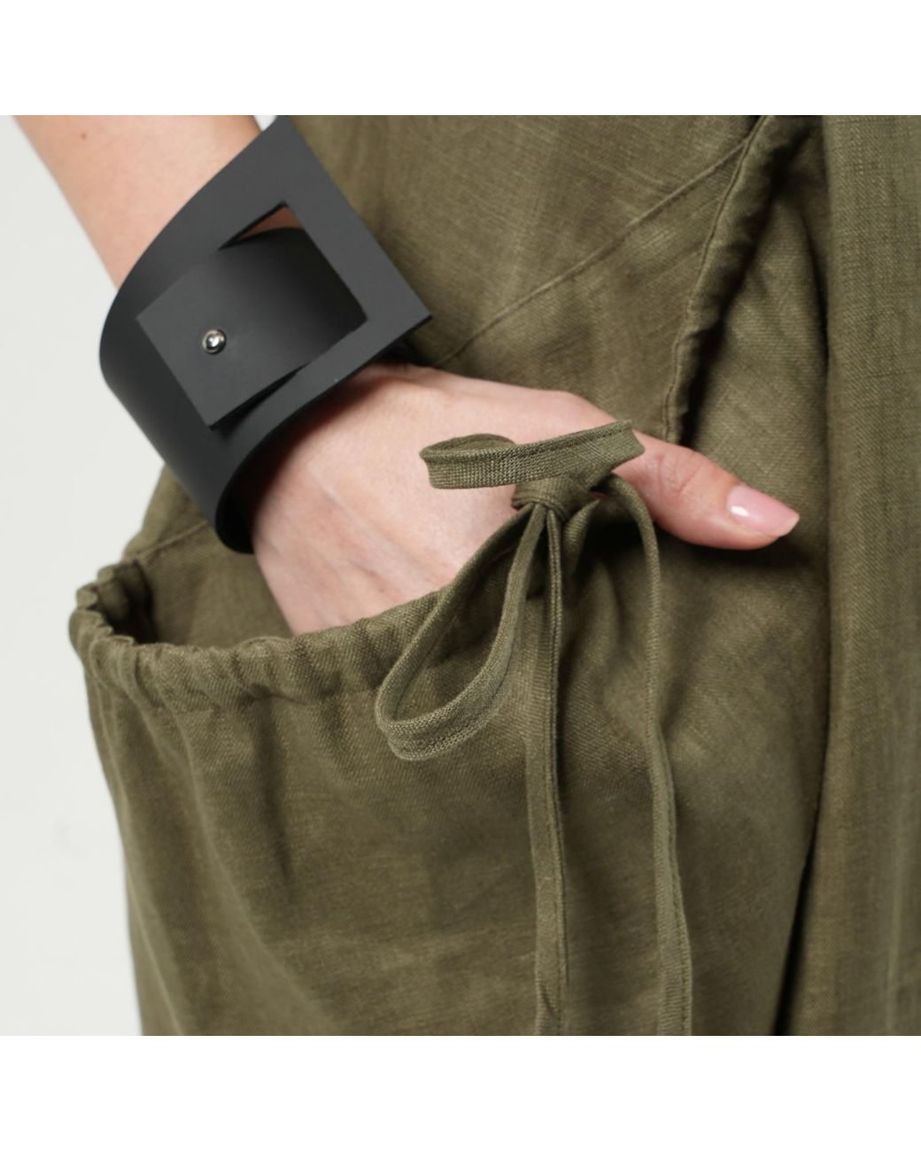 Metamorph Green Long Linen Dress With Oversized Pockets