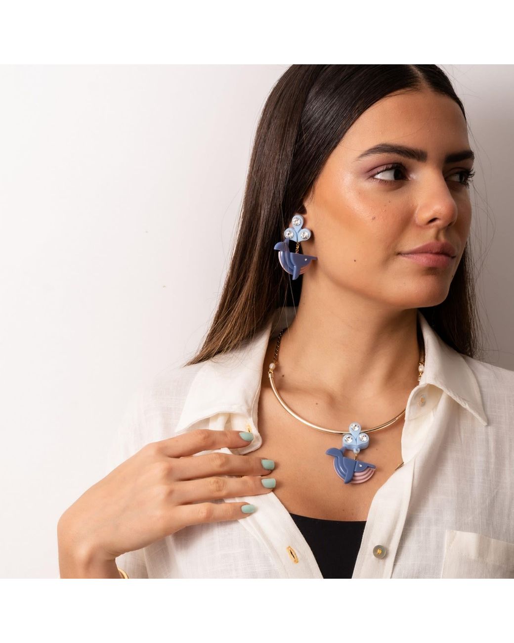 Gissa Bicalho Blue Handmade Necklace Whale Hortensia
