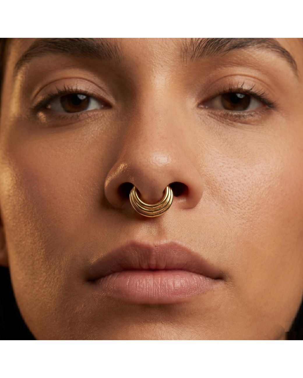 Zahav Jewelry Metallic 10K Solid 16G 8Mm Clicker Nose Hoop