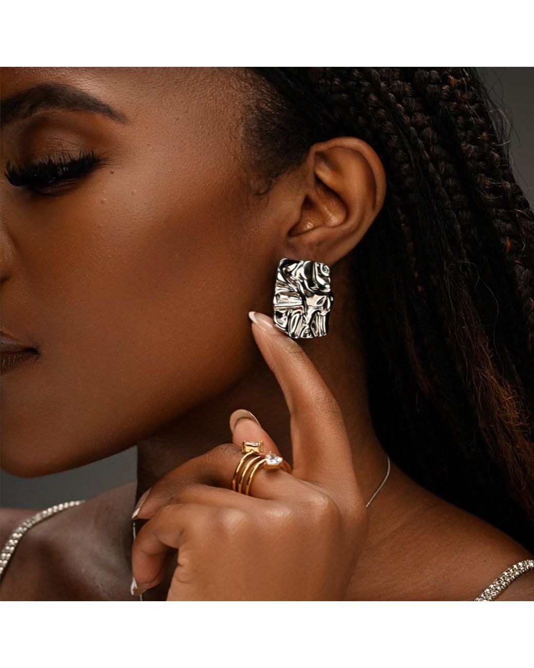 Superdivajewellery White Ava Earrings