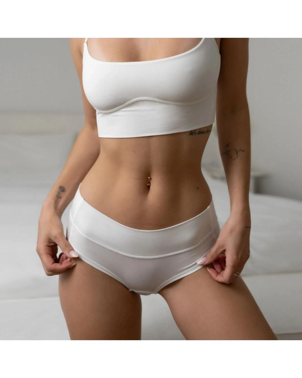 MONIQUE MORIN LINGERIE White Core Low Rise Hipster Crystal