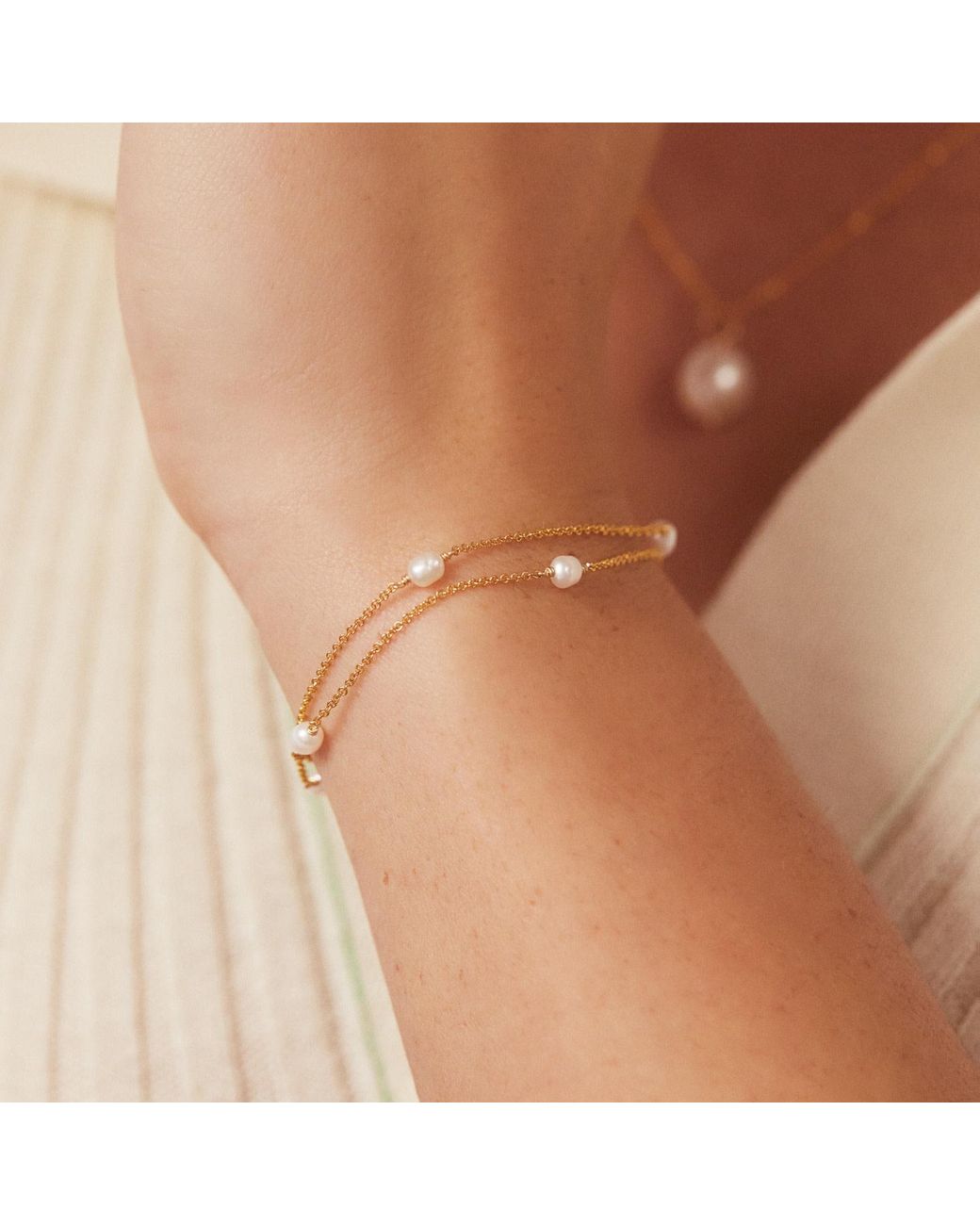 Lily & Roo Metallic Layered Seed Pearl Bracelet