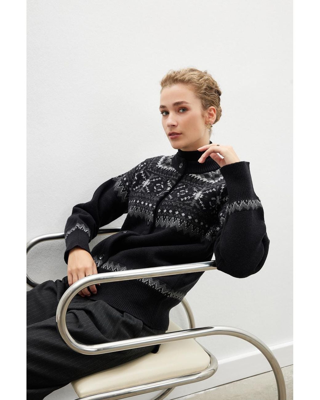 Peraluna Black Aisling O-Neck Cardigan