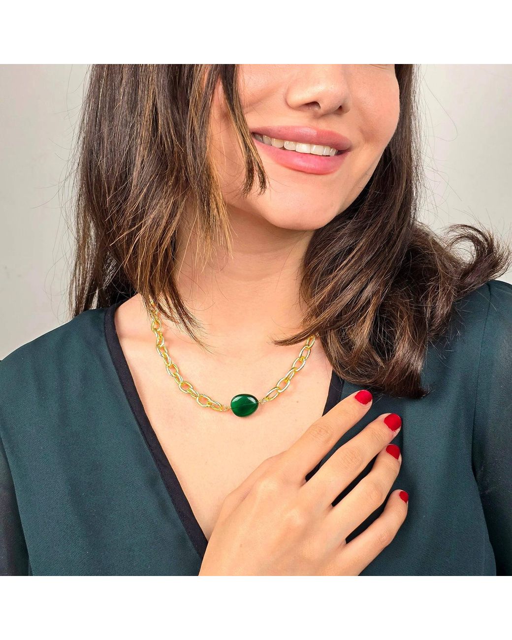 Sophelia Metallic Statement Emerald Paperclip Plated Necklace