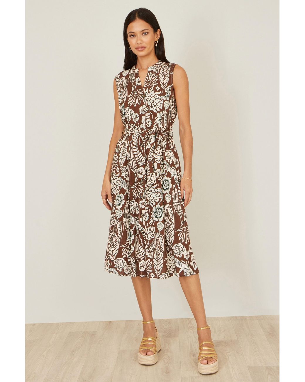 Yumi' Brown Leaf Print Shirt Dress