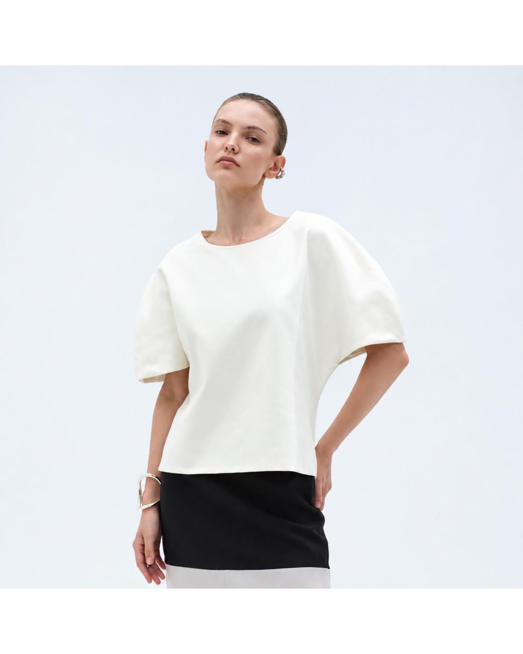 Elamins White Structured Butterfly Top