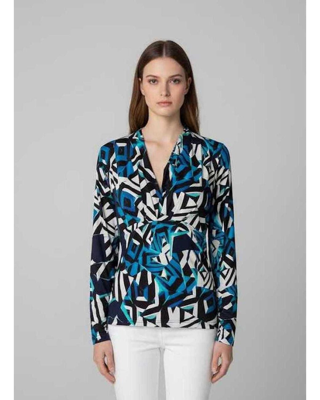 Conquista Blue Geometric Print V-Neck Long-Sleeve Top
