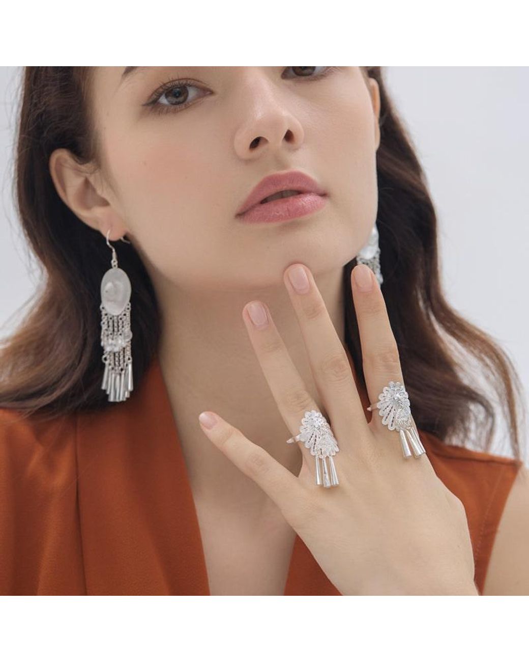 Far East Jewelry White Handcrafted Phoenix Chasing Ring