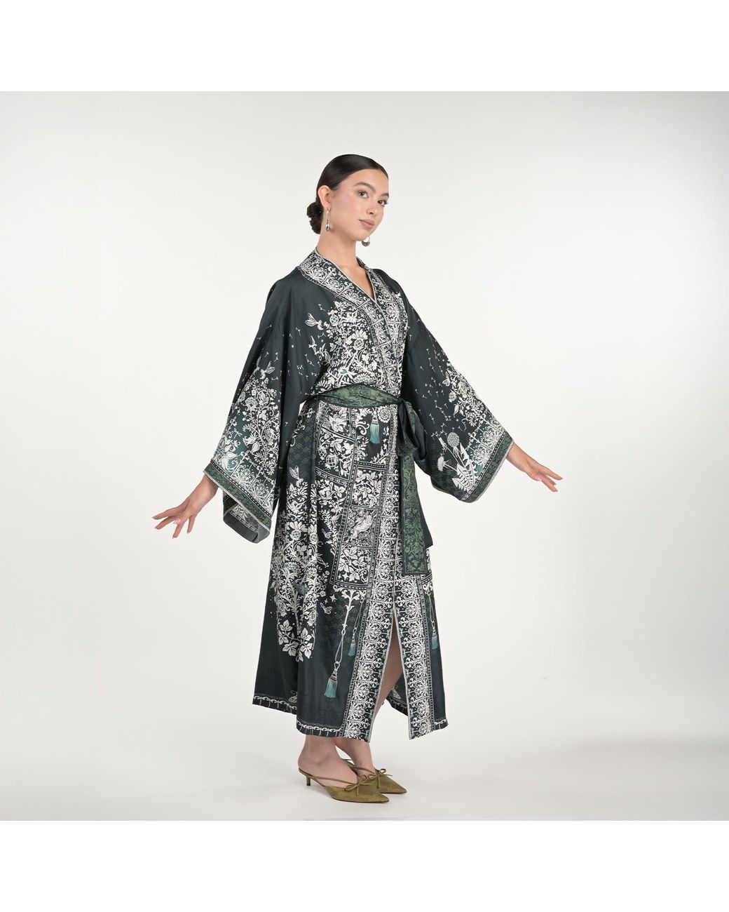 Silk&Soul Gray Tree Of Life Silk Robe