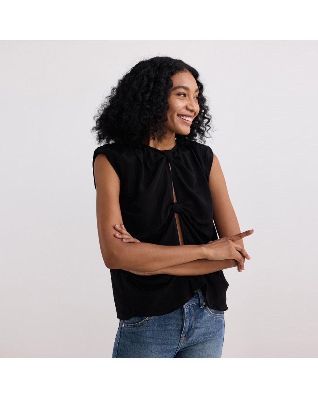 REISTOR Black The Knot-So-Basic Crepe Top