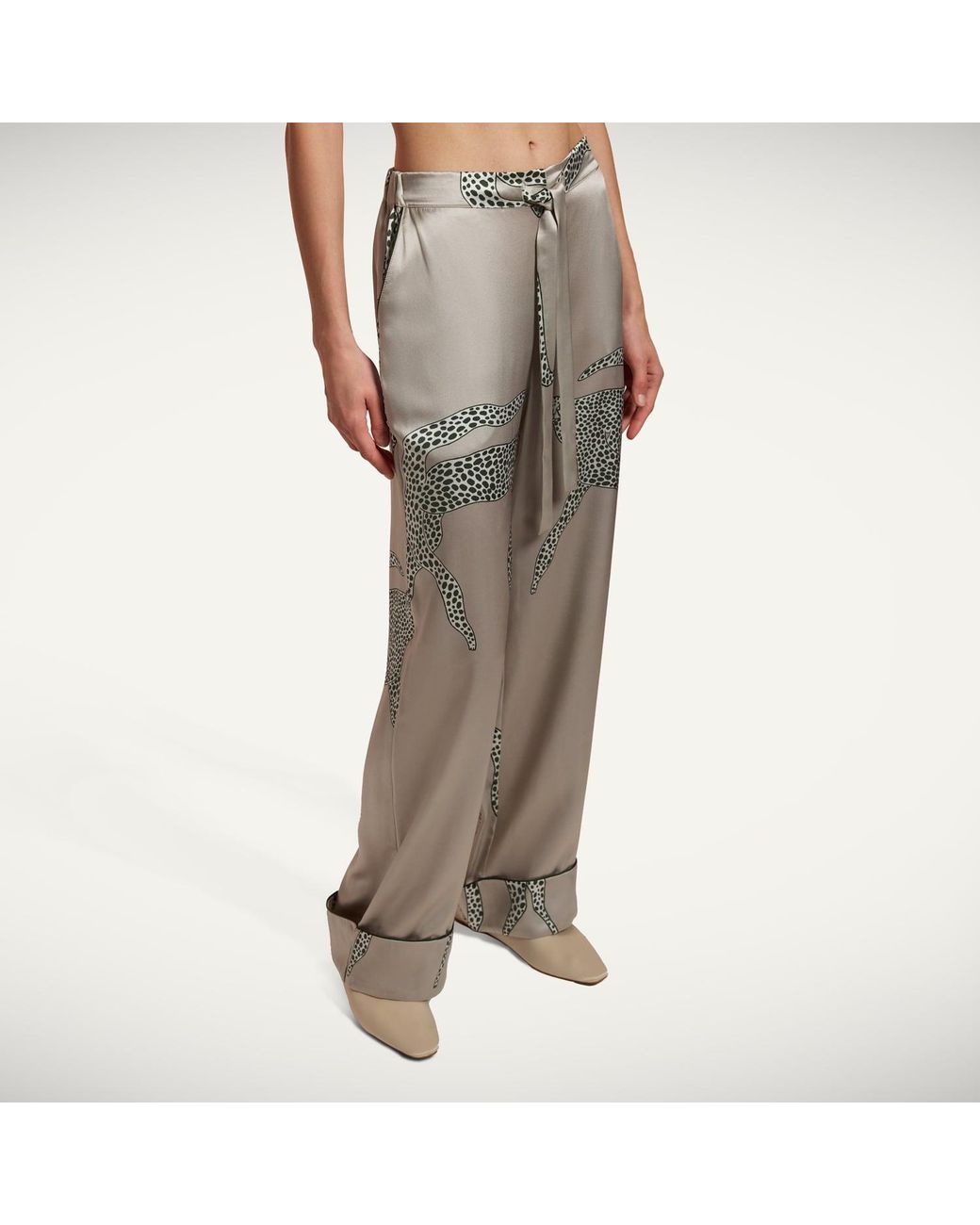 Pola Brand Gray Silk Pajama Set Short-Sleeve