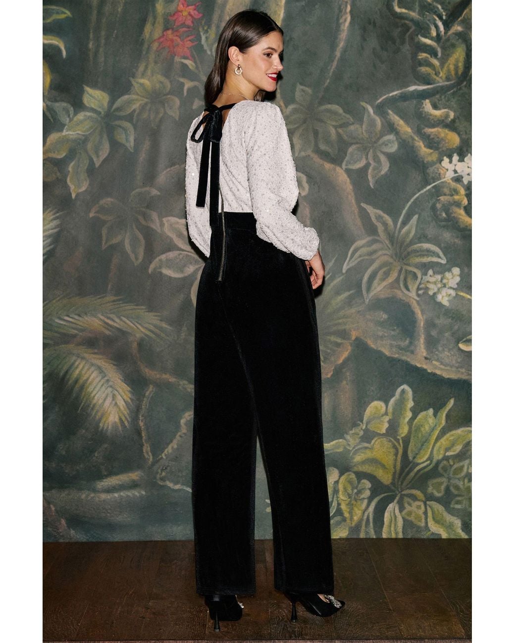 Yumi' Black Ivory Embellished Pearl Sequin Velvet Jumpsuit