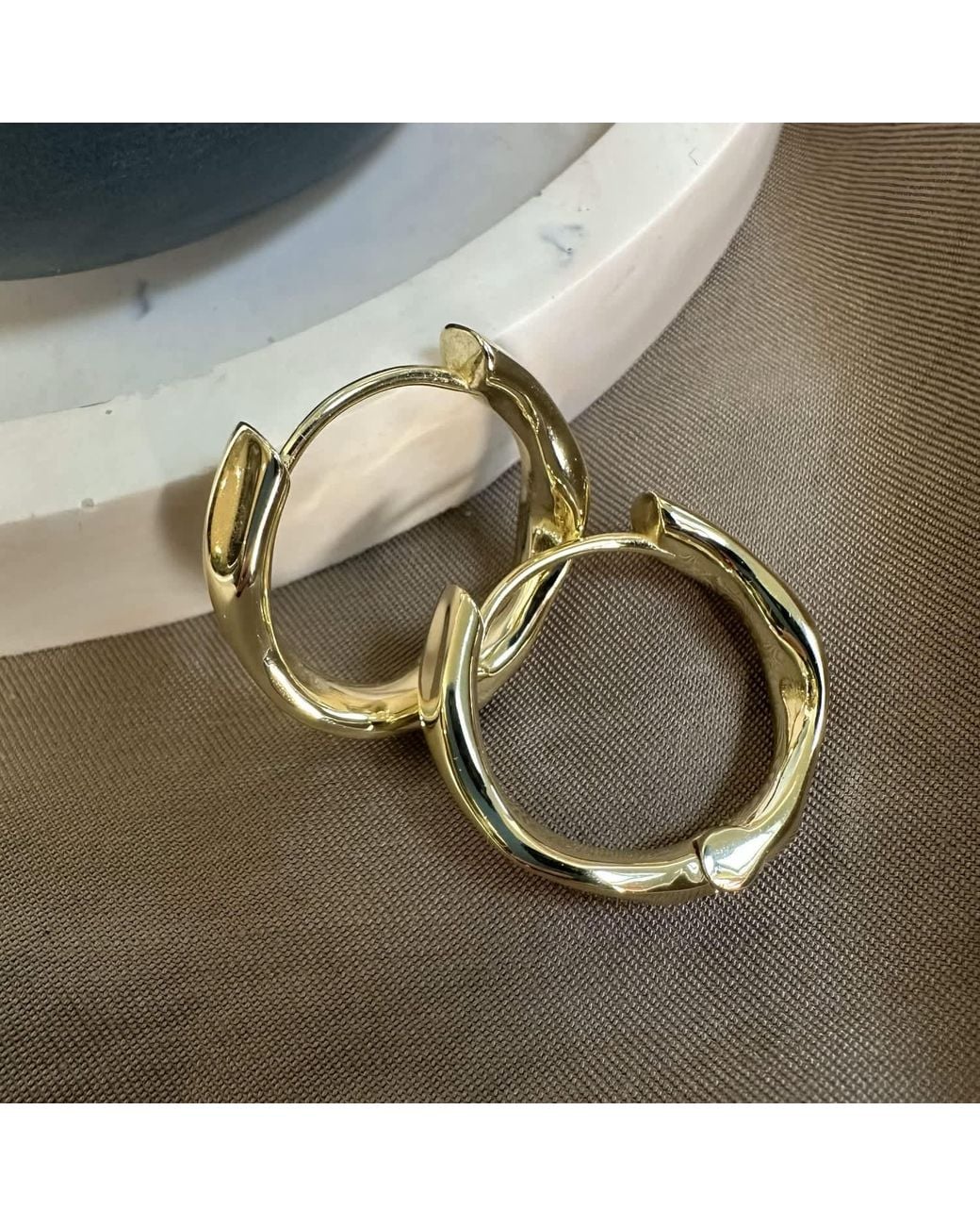 Clemence Wren Metallic Fluid Chunky Midi Hoop Earring