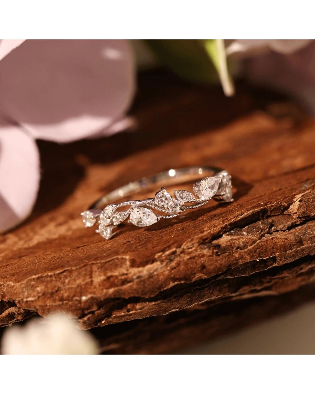 Azura Jewelry New York White Lily Grace Band Vermeil