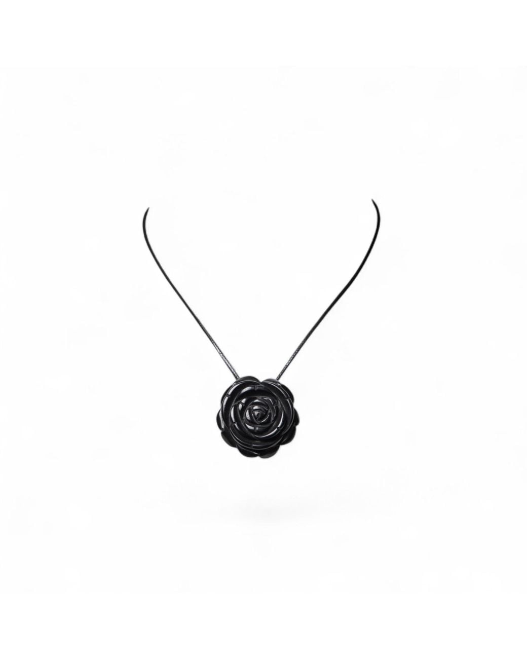A'miss Black Rosa Pendant Necklace