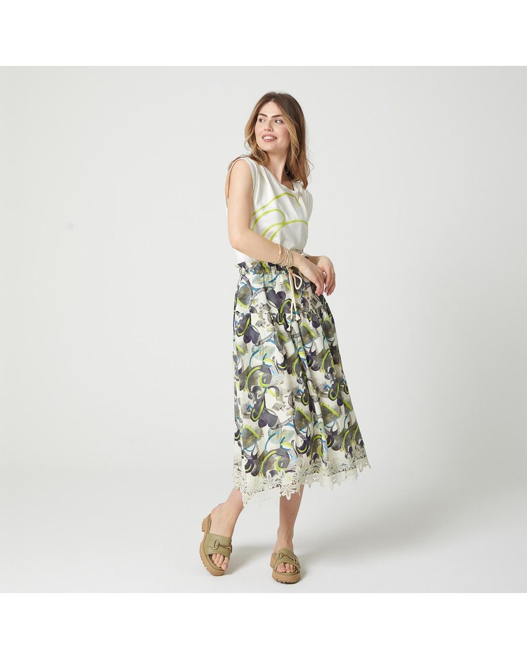 Lalipop Design Green Linen Tiered Drawstring Skirt With Trims Of Lace Appliques