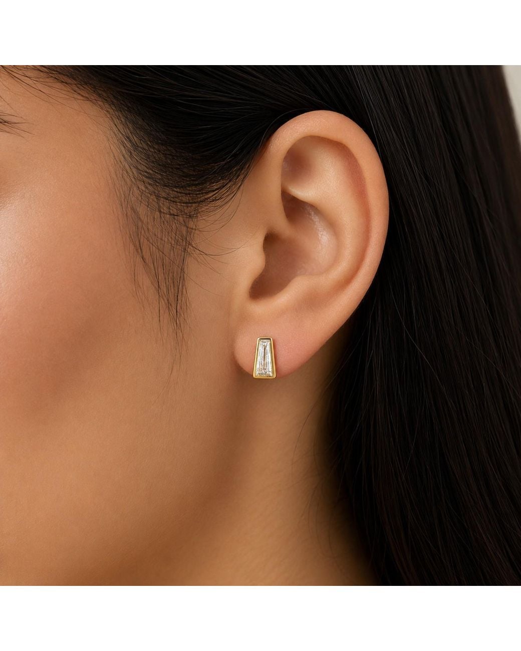 Artisan Metallic 18K Baguette Diamond Stud Earrings