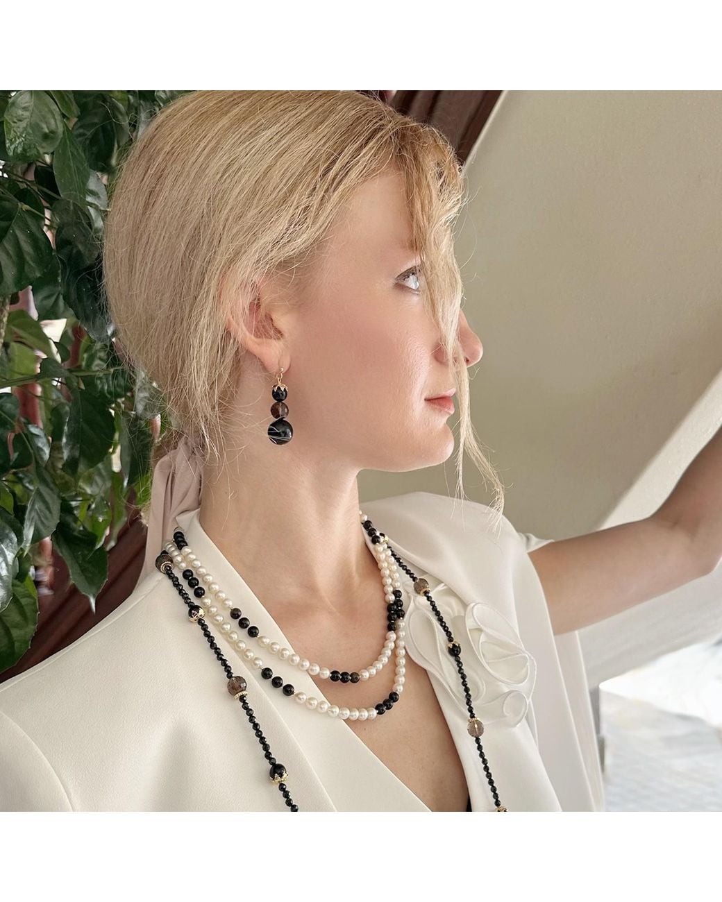 Farra Metallic Timeless Obsidian & Freshwater Pearls Double Layers Necklace