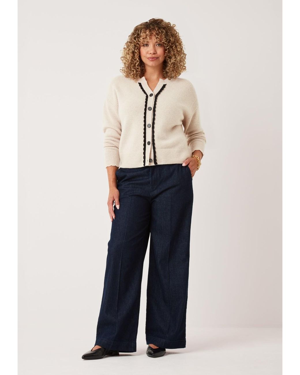 Loop Cashmere Natural Neutrals Shell Edge Cardigan
