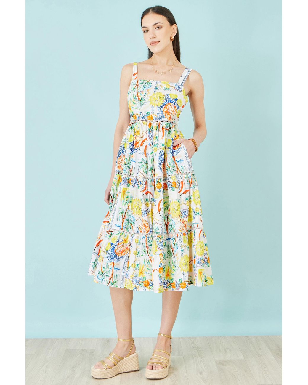 Yumi' White Mediterranean Print Cotton Midi Sun Dress