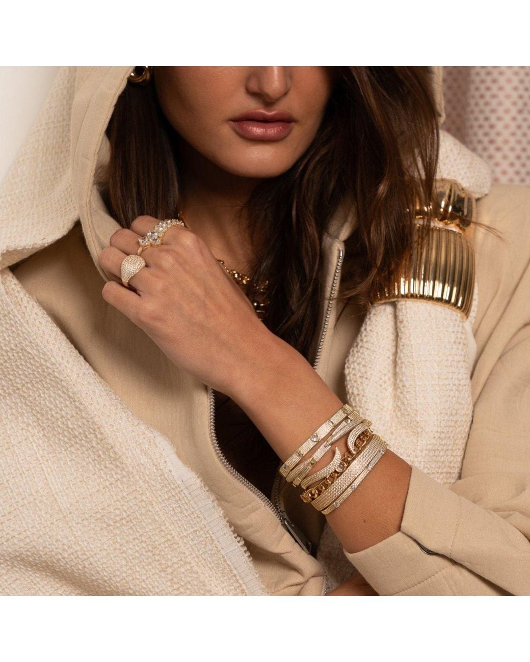 SHYMI Metallic Slim Pave Round Stone Bangle