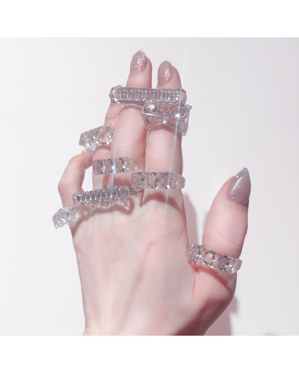 Iostudio Metallic W-Ring Luminous