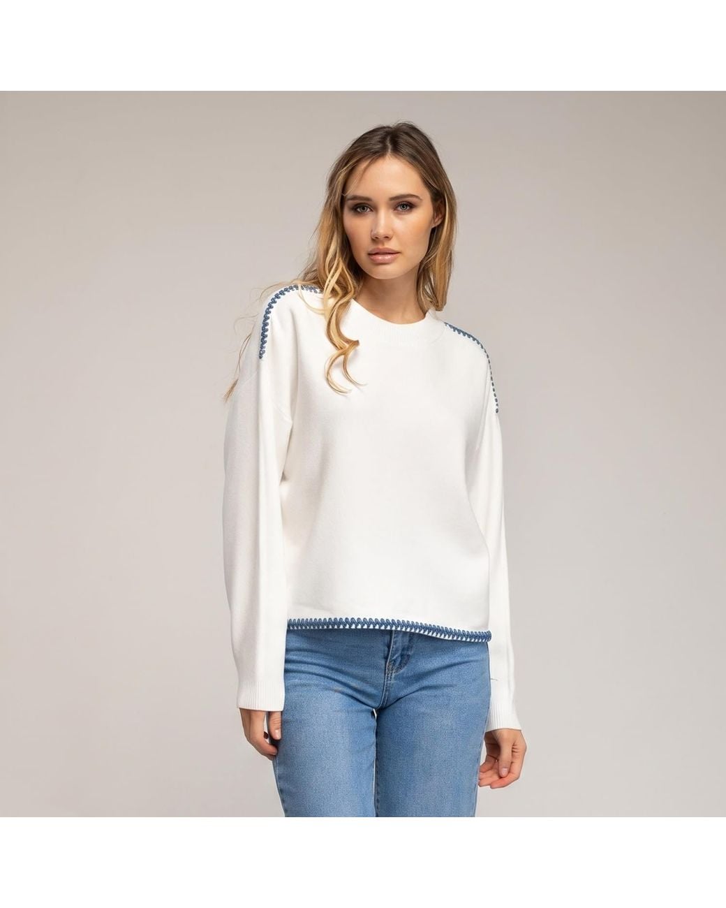 Tantra Spain Sl White Oversized Knit Sweater With Topstitching Detail On Hem And Shoulders