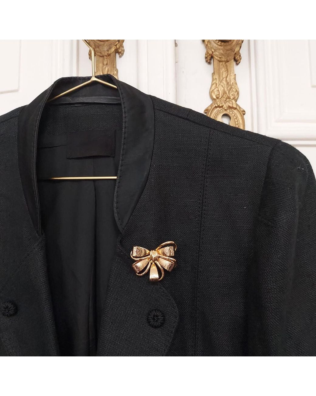 Grosse Metallic Bow Brooch, Series Jahrenstag
