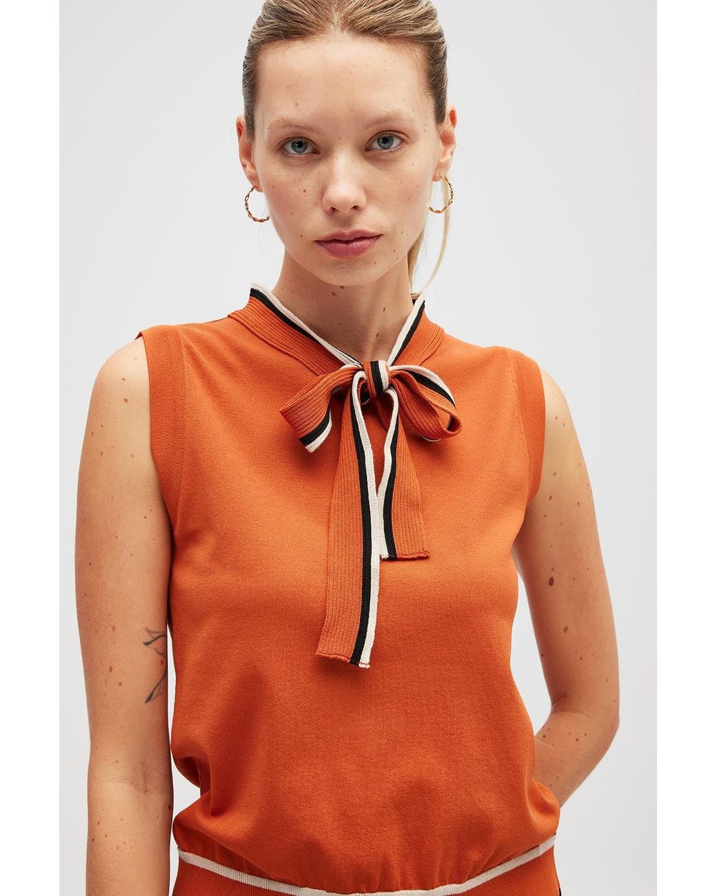 Peraluna Orange Priscilla Bow-Tied Knit Sleeveless Blouse