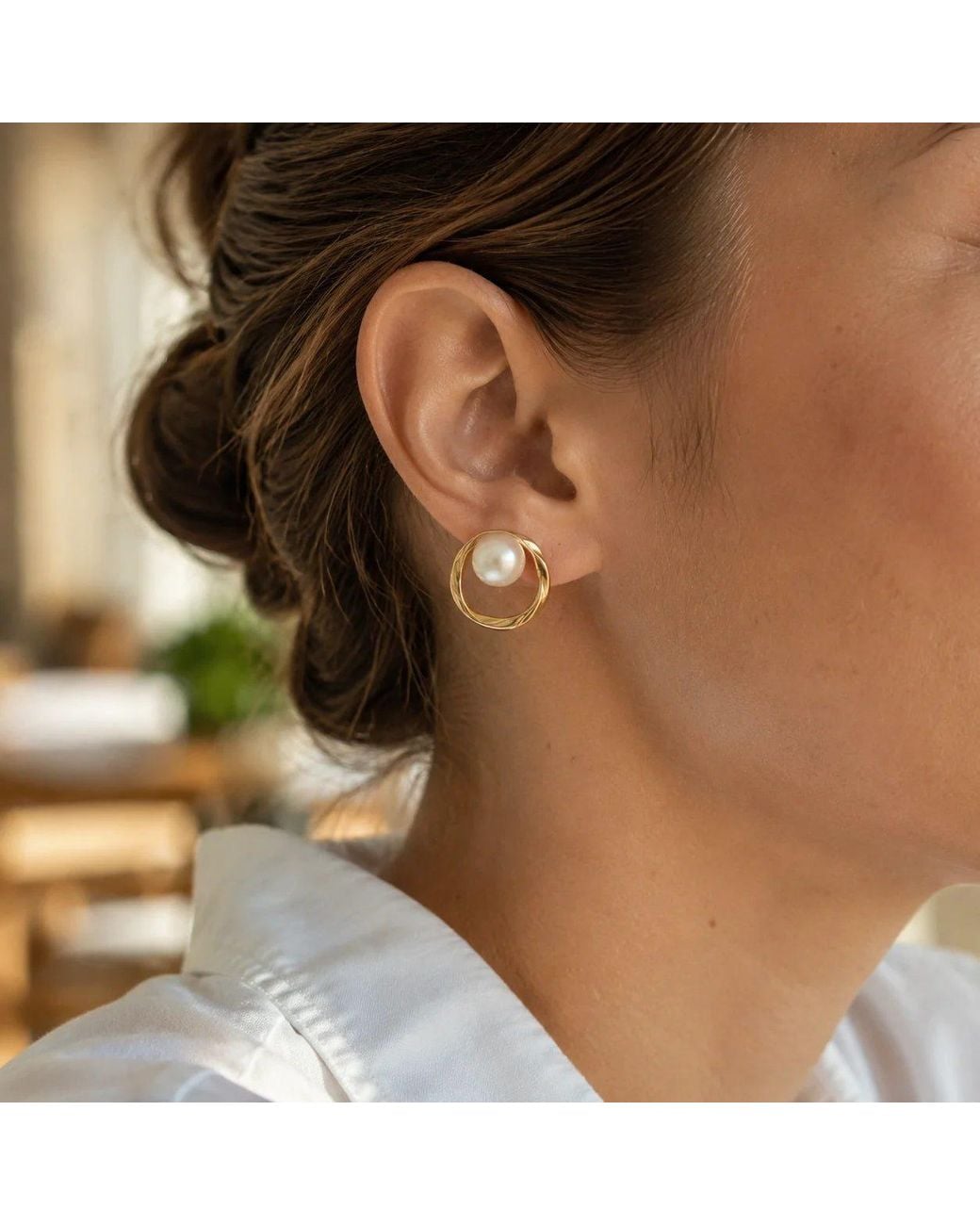 Angel Barocco Metallic Freshwater Pearl Organic Circle Stud Earrings