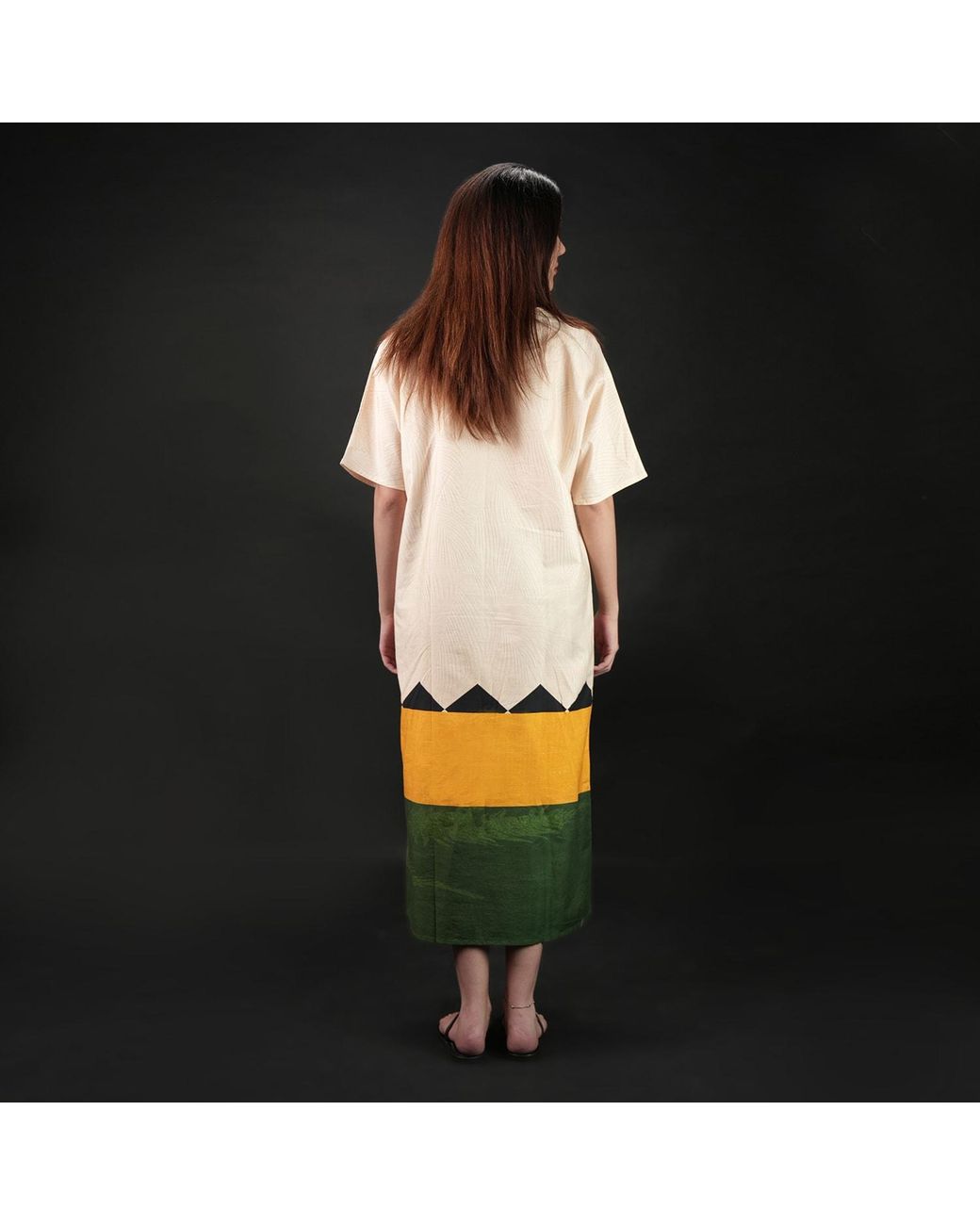 DHARA SHETH DUBAI Yellow Beyond The Horizon Long Cotton Kaftan Dress With Pockets