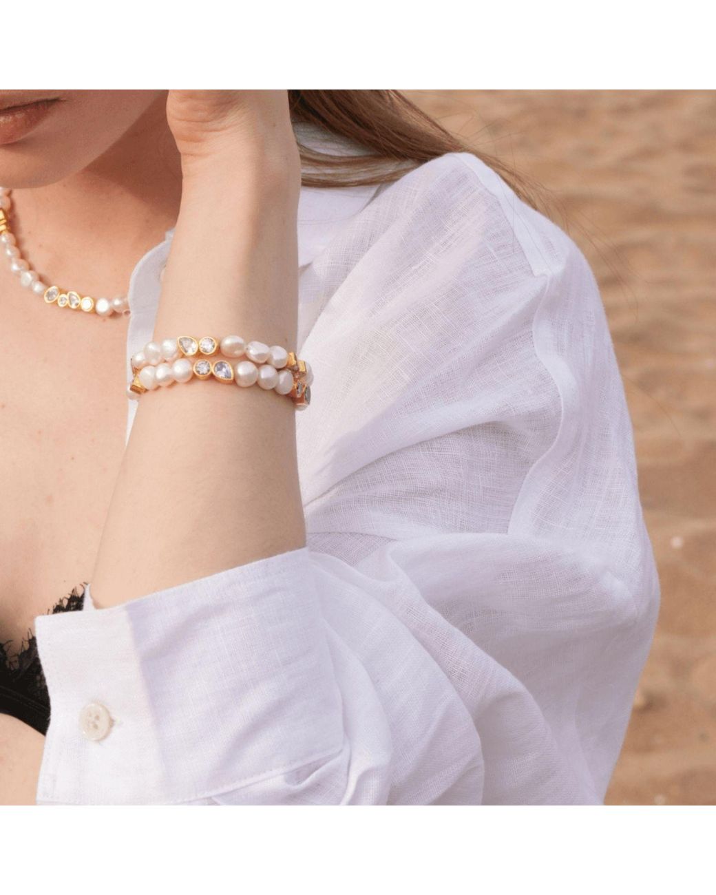 LINYA JEWELLERY Metallic Diana Stone Pearl Bracelet