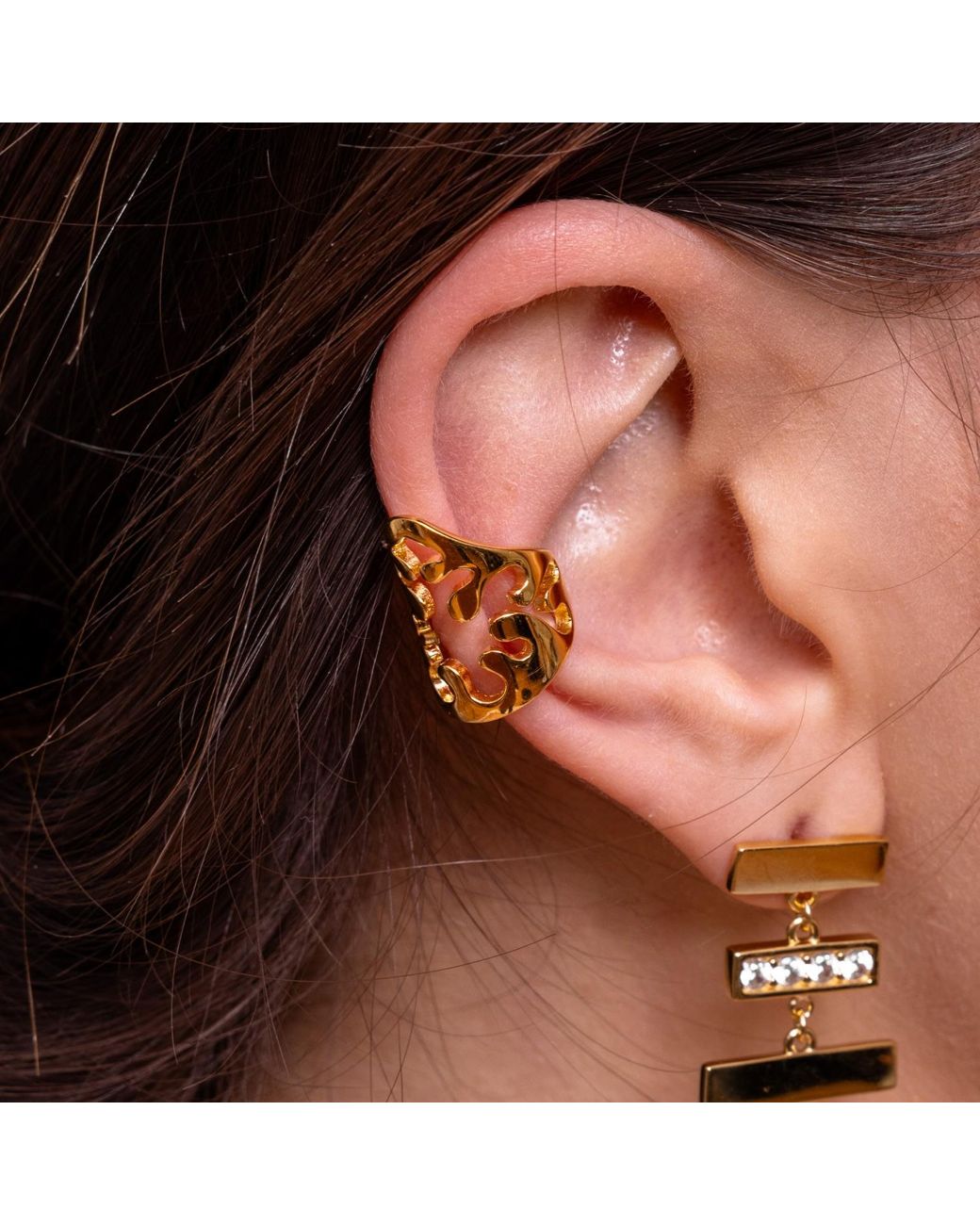 Lucy Quartermaine Metallic Tall Splash Ear Cuff