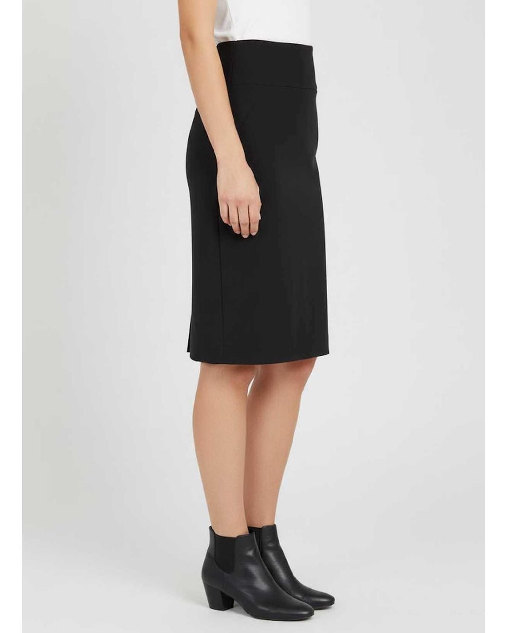 Conquista Black Classic High-Waist Pencil Skirt
