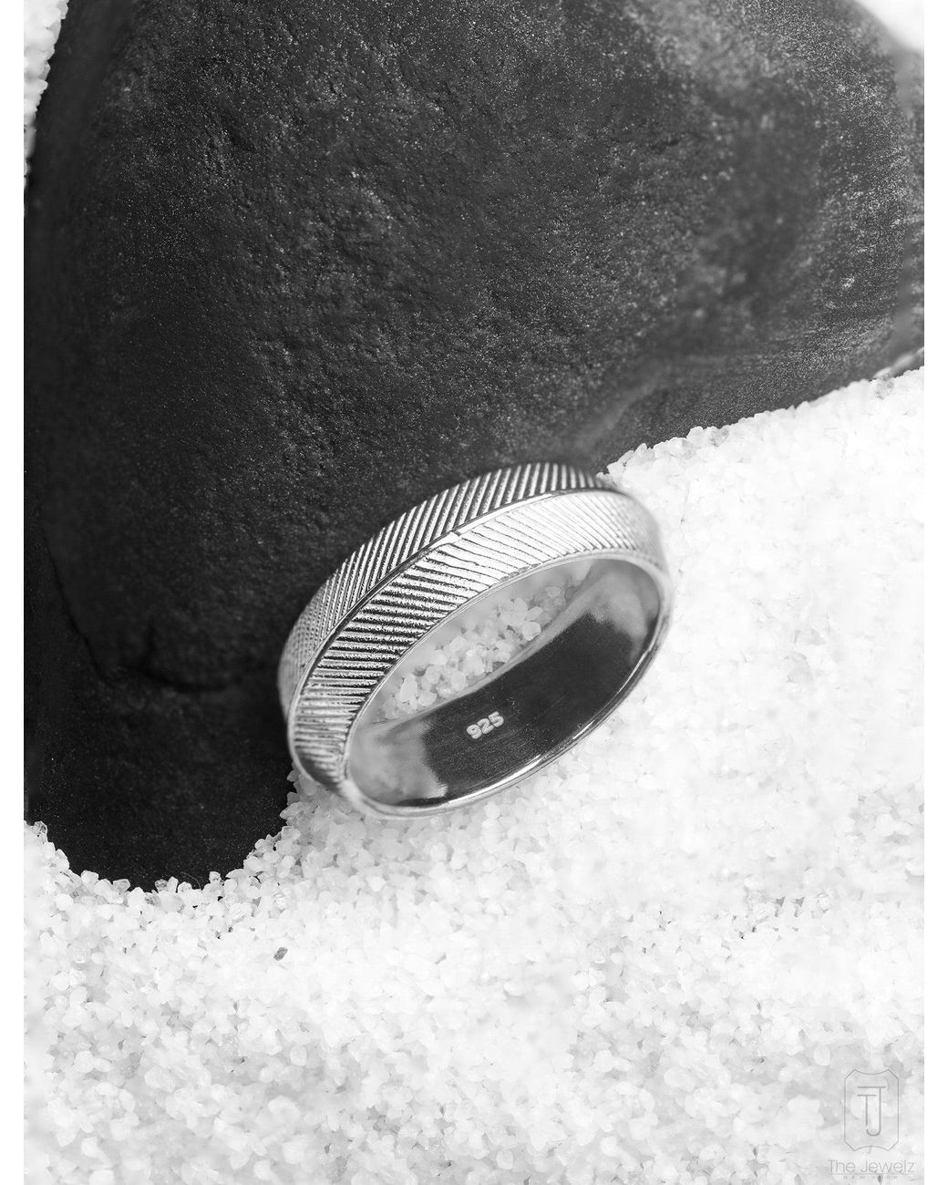 The Jewelz White Animus Iv:Xlii Band Ring for men